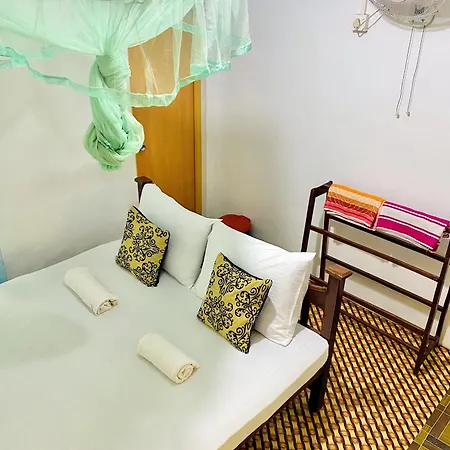 Sigiri Lakshan Home Stay Сигирия Экстерьер фото